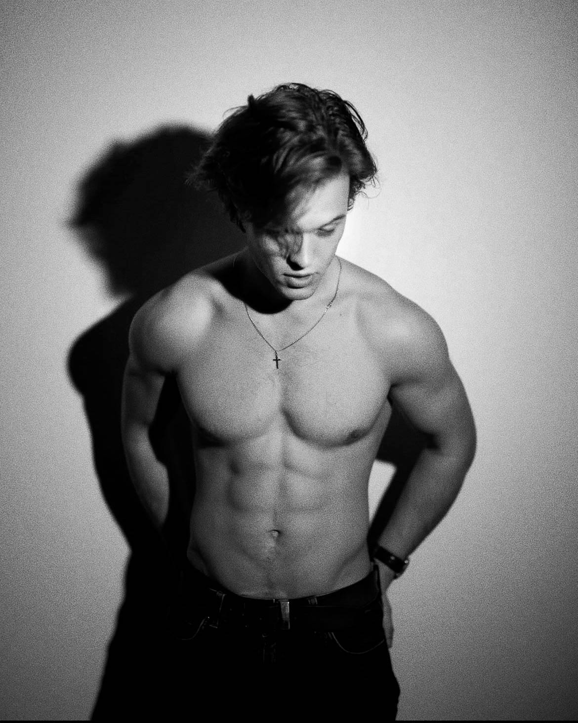 Oliver Cameron Actor